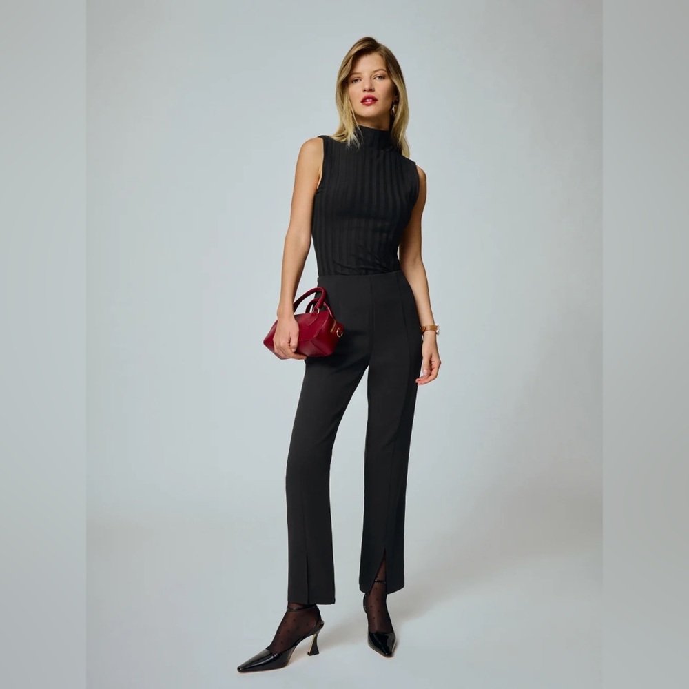 Reformation Pierre mid rise black pants size 6